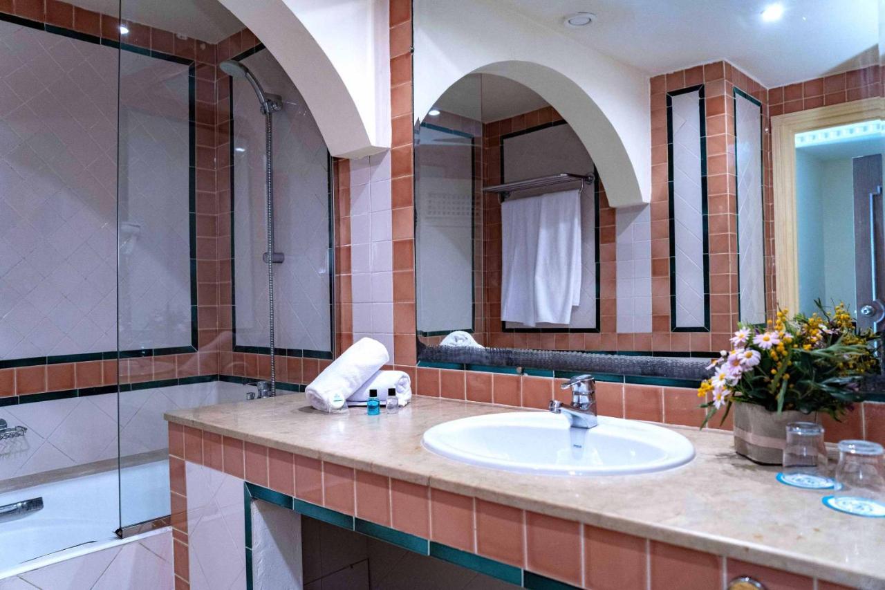 Triple Room,1257007363:JPEG