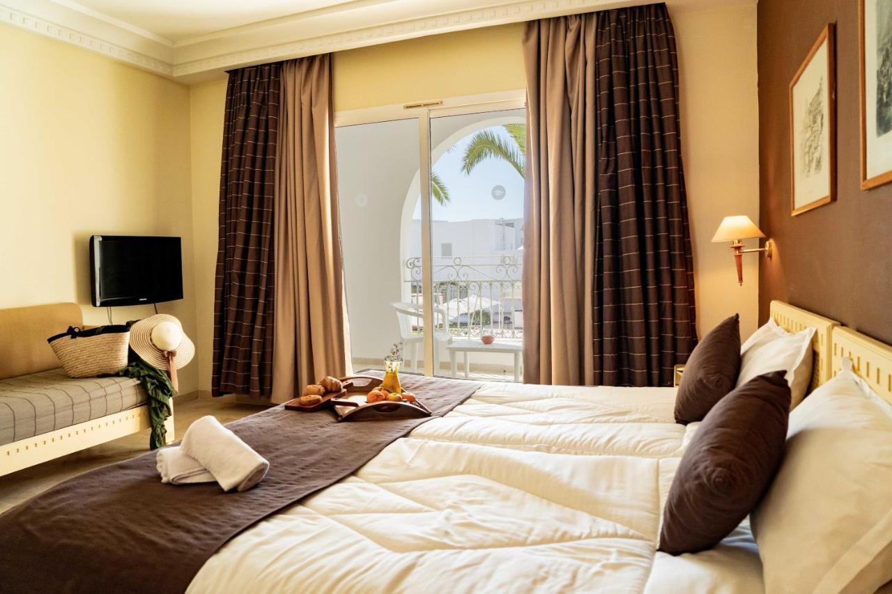 Triple Room,1257007336:JPEG