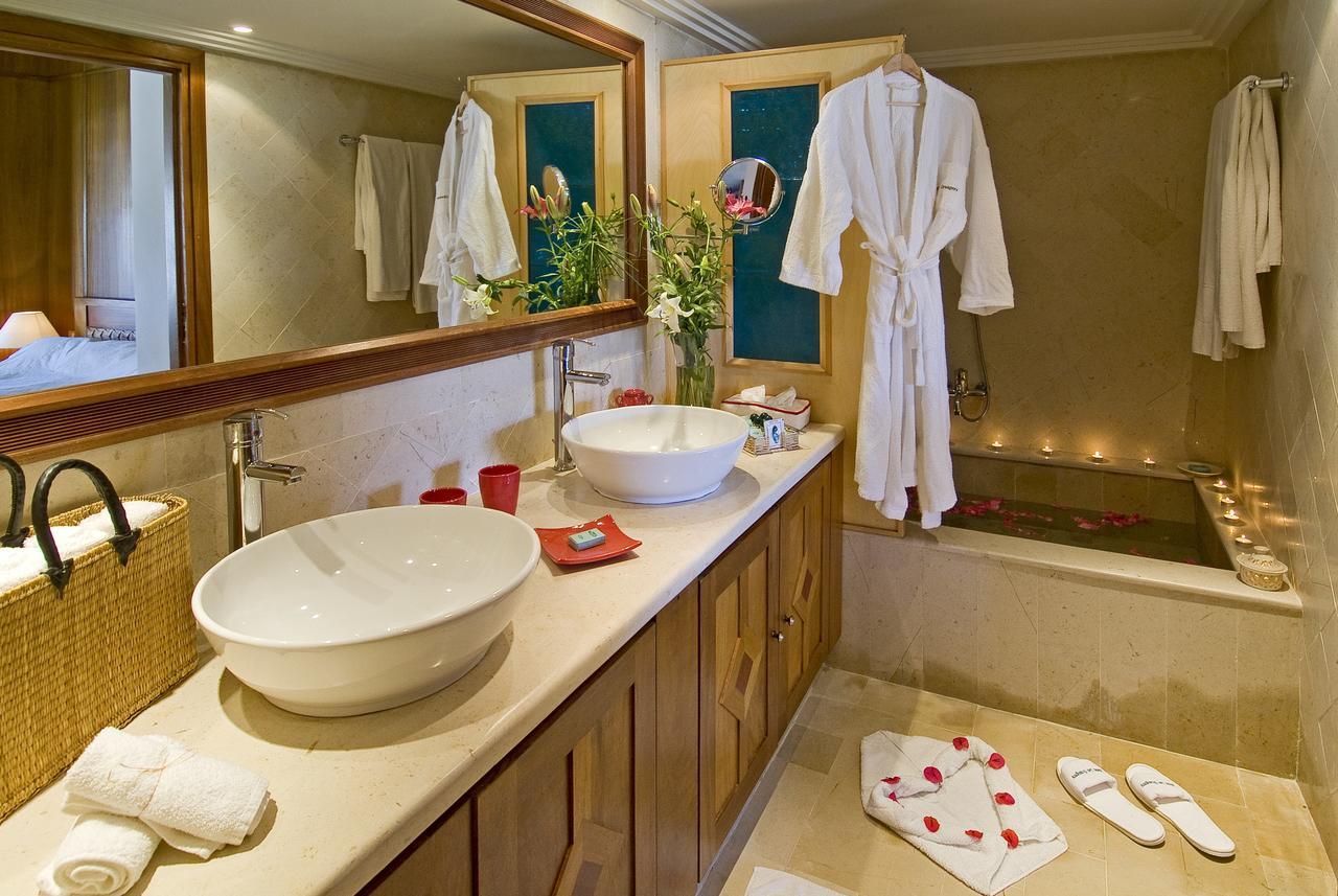 Deluxe Suite Sea View